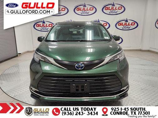 2023 Toyota Sienna XLE