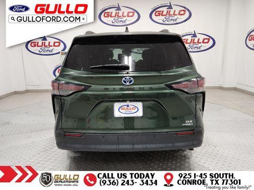 2023 Toyota Sienna XLE