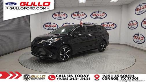 2023 Toyota Sienna Platinum 7 passenger