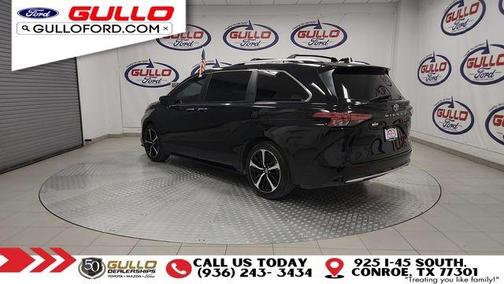 2023 Toyota Sienna Platinum 7 passenger