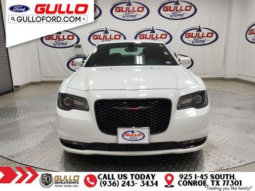 2023 Chrysler 300 S