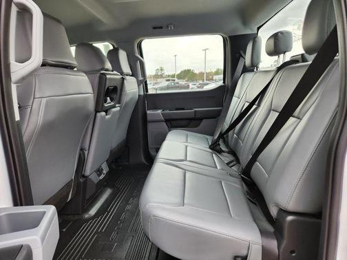 2025 Ford F-250 XL