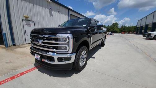 2025 Ford F-350 Lariat Super Duty