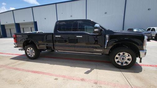2025 Ford F-350 Lariat Super Duty