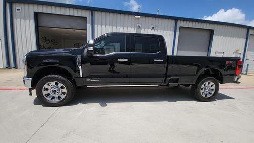 2025 Ford F-350 Lariat Super Duty