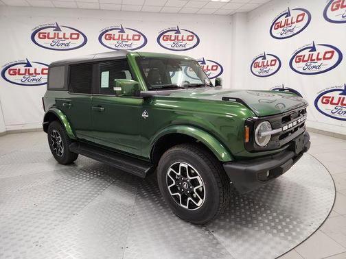 2025 Ford Bronco Outer Banks