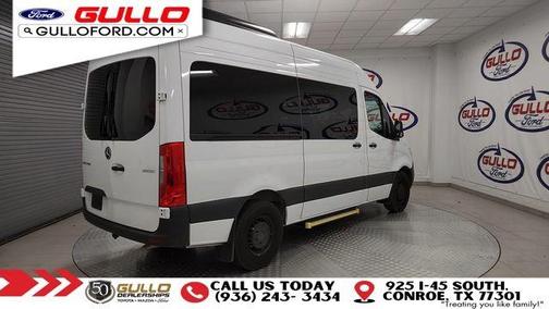 2024 Mercedes-Benz Sprinter 2500 144 WB Standard Roof Passenger