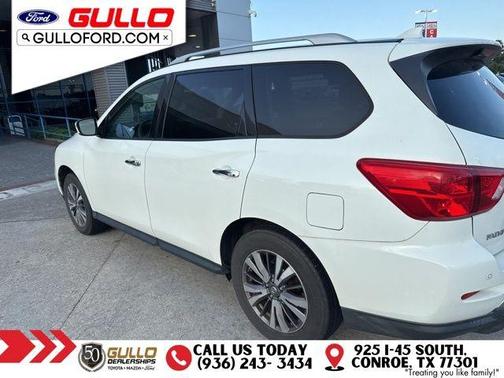 2019 Nissan Pathfinder SV
