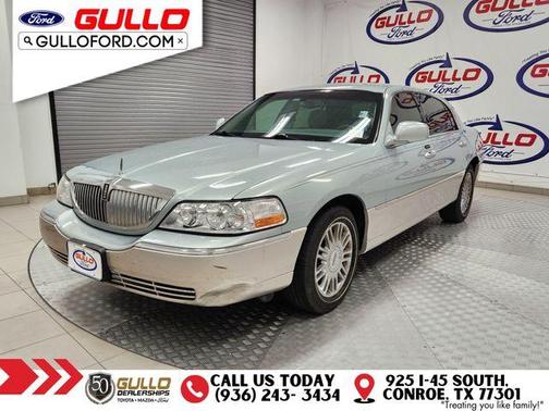 2007 Lincoln Town Car Signature Limited