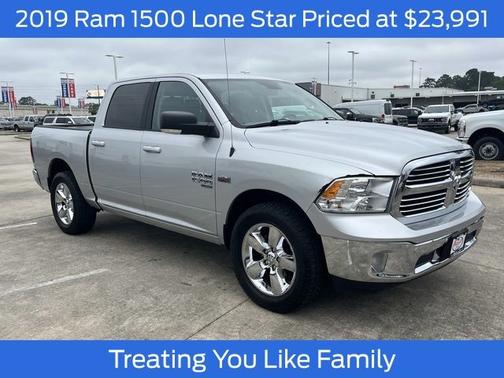 Bright Silver Clearcoat Metallic 2019 RAM 1500 Classic SLT