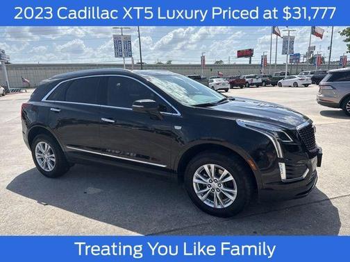 2023 Cadillac XT5 Luxury