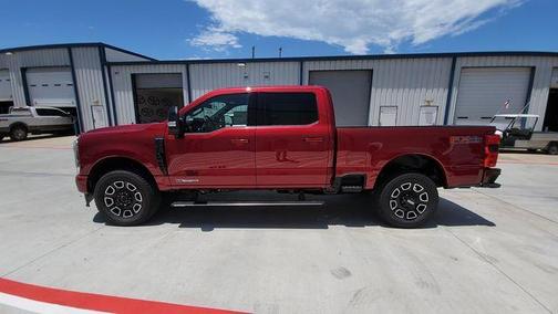2025 Ford F-250 Platinum