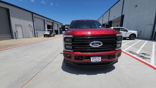 2025 Ford F-250 Platinum