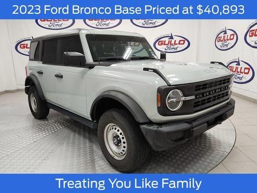 2023 Ford Bronco Base