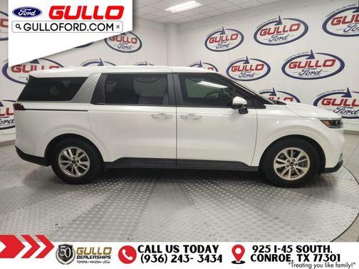 2022 Kia Carnival LXS