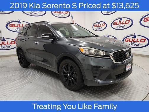 2019 Kia Sorento S
