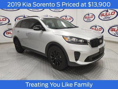 2019 Kia Sorento S