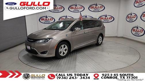 2018 Chrysler Pacifica Hybrid Limited