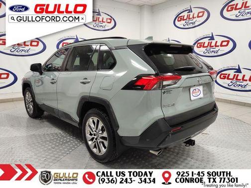 2021 Toyota RAV4 XLE Premium