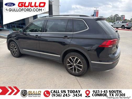Deep Black Pearl Effect 2021 Volkswagen Tiguan 2.0T SE