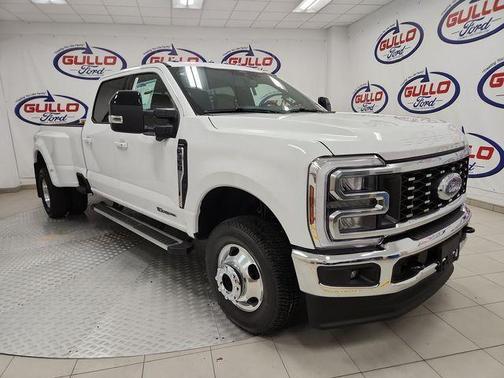 2025 Ford F-350 Lariat Super Duty