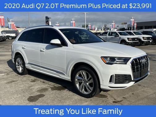 Carrara White 2020 Audi Q7 45 QUATTRO PREMIUM