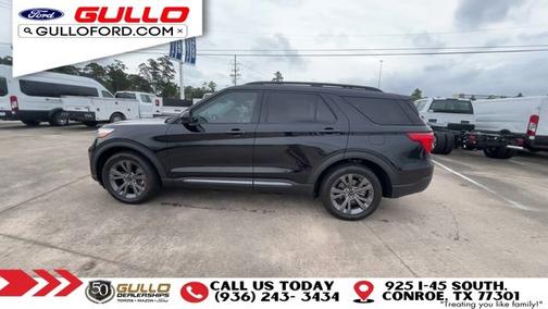 AGATE BLACK METALLIC 2024 Ford Explorer XLT