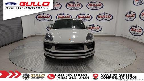 2022 Porsche Macan Base