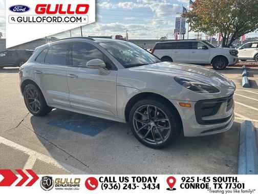 2022 Porsche Macan Base