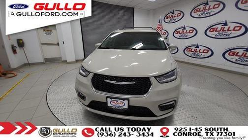 2021 Chrysler Pacifica Touring-L