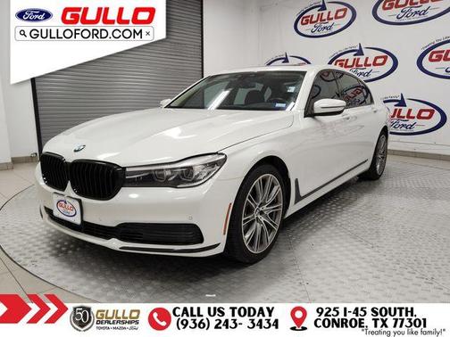 2019 BMW 740 i