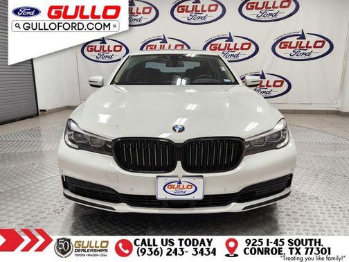 2019 BMW 740 i