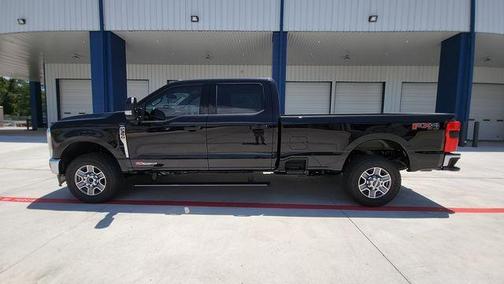 2025 Ford F-350 Lariat Super Duty