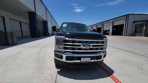 2025 Ford F-350 Lariat Super Duty