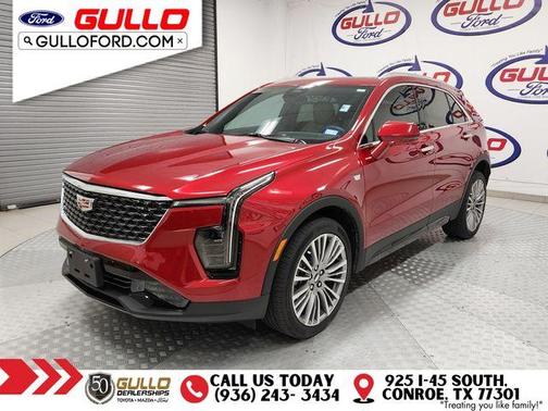 2025 Cadillac XT4 Premium Luxury