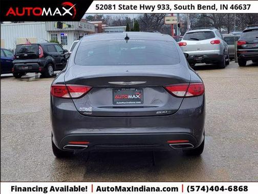 2015 Chrysler 200 S