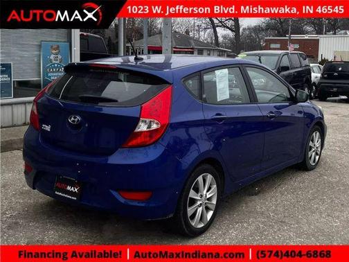 2012 Hyundai Accent SE