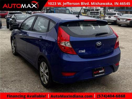 2012 Hyundai Accent SE
