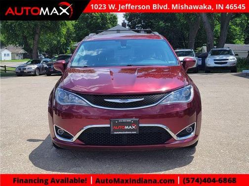 2017 Chrysler Pacifica Touring-L Plus