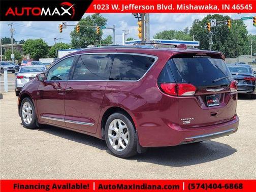 2017 Chrysler Pacifica Touring-L Plus