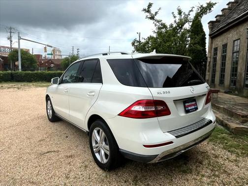 2012 Mercedes-Benz M-Class 4MATIC 4dr ML 350 BlueTEC