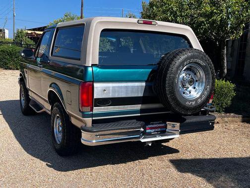 1996 Ford Bronco 105'' WB Eddie Bauer