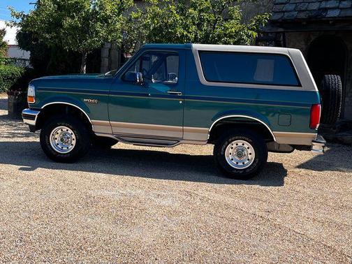 1996 Ford Bronco 105'' WB Eddie Bauer