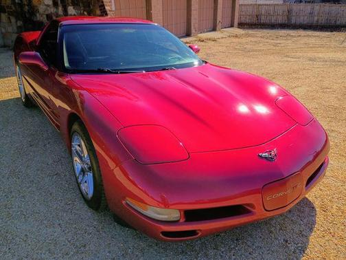 2002 Chevrolet Corvette Base