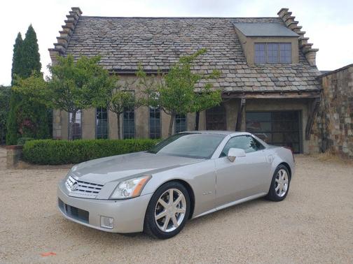 2005 Cadillac XLR Base