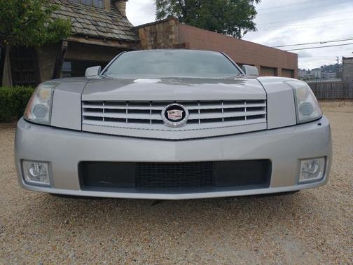 2005 Cadillac XLR Base