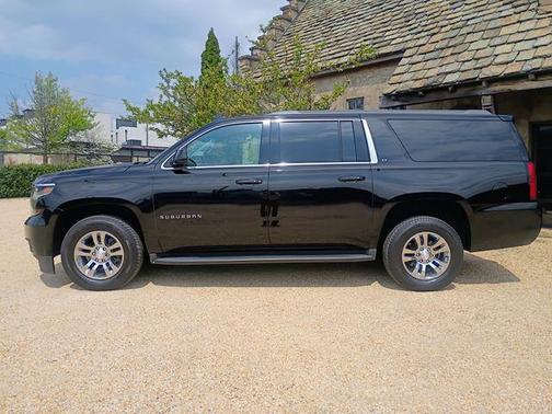 2017 Chevrolet Suburban LT