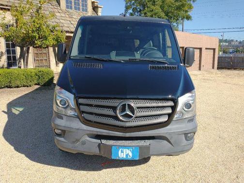 2017 Mercedes-Benz Sprinter 2500 Standard Roof