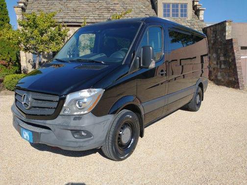 2017 Mercedes-Benz Sprinter 2500 Standard Roof