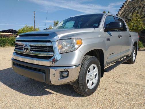 2016 Toyota Tundra SR5